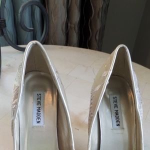 Great after 5 beige heels.  Beautiful!